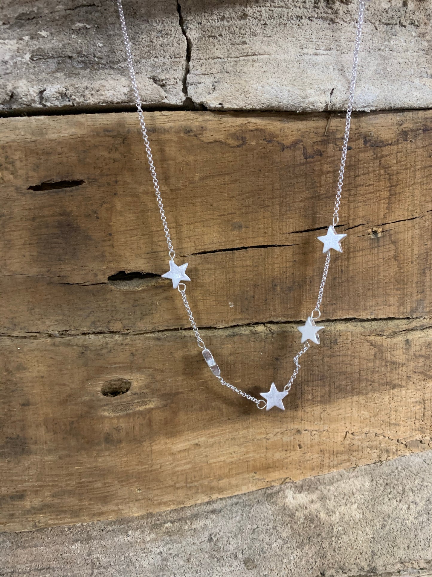 4515 white gold star necklace