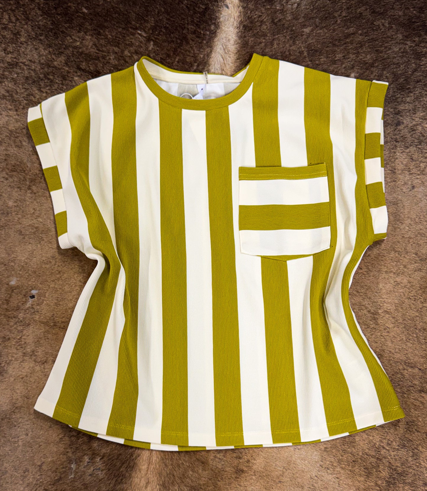 Levely Top